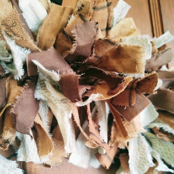 Hello There Shades of Brown Fabric Rag Wreath Door Decor Shabby Chic Decor 18" - Picture 11 of 13
